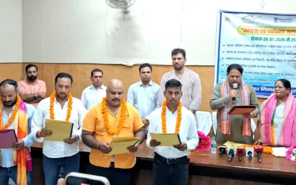 रुद्रपुर में आठ नामित पार्षदों ने ली शपथ